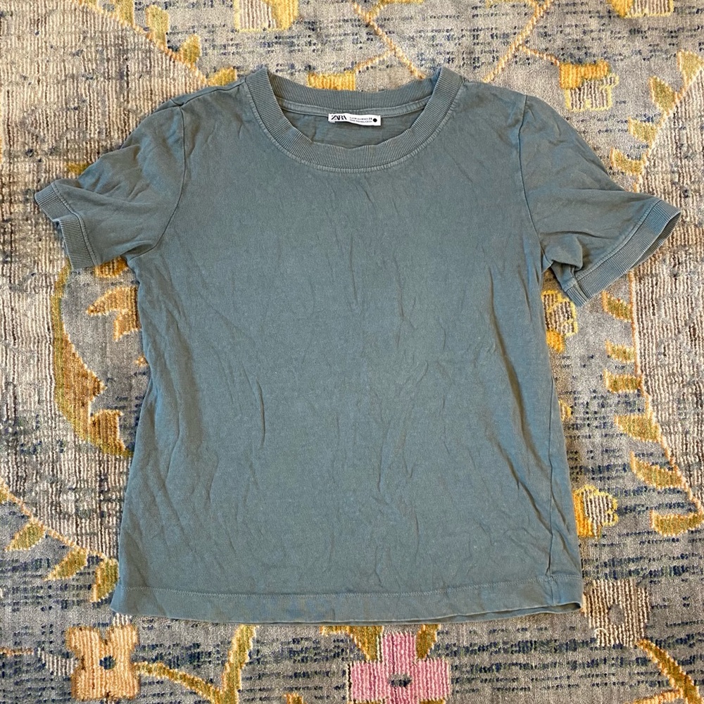 Zara faded green t-shirt, size: Medium